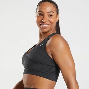 Gymshark Adapt Camo Seamless Black Onyx Sports Bra